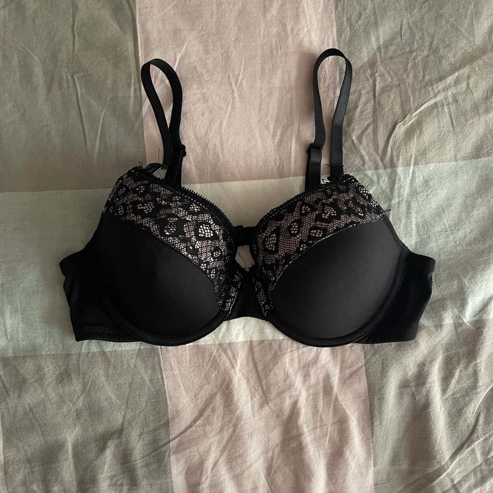 Unbranded lacy nursing bra